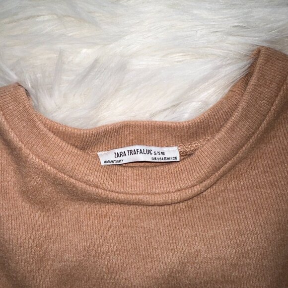 Zara Lace Mini Sweater Dress with Lace - Picture 4 of 4